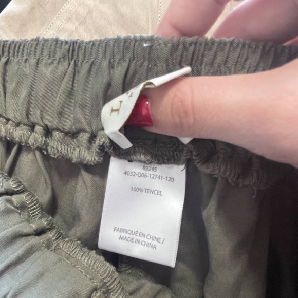 Laura Cargo Style Capris - Picture 5 of 5